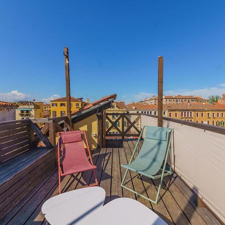 Casa Virginia Direct At The Canal Cannaregio With Own Roof Terrace ヴェネツィア エクステリア 写真