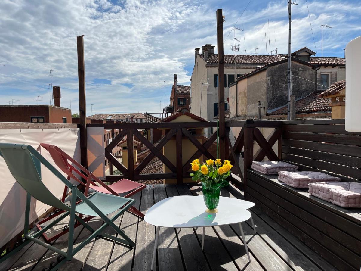 Casa Virginia Direct At The Canal Cannaregio With Own Roof Terrace ヴェネツィア エクステリア 写真