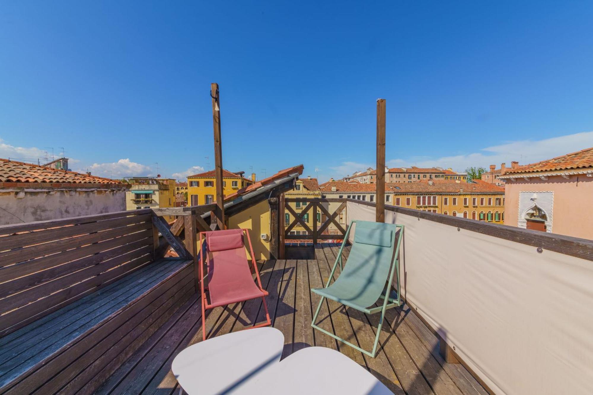 Casa Virginia Direct At The Canal Cannaregio With Own Roof Terrace ヴェネツィア エクステリア 写真